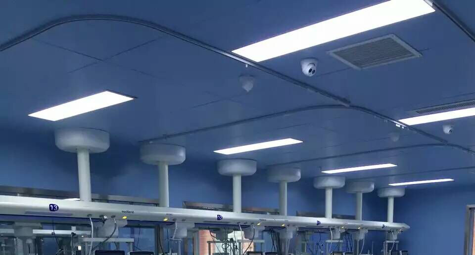 LED潔凈平板燈具價格有如此大差異的原因